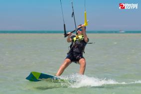 Kitesurf Hurghada - kite school-kitesurfing in Egypt